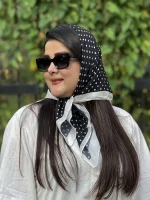 مینی اسکارف نخی خال‌خالی