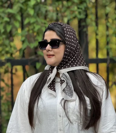 مینی اسکارف نخی خال‌خالی